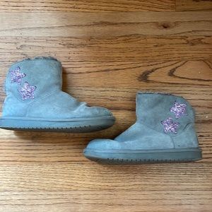 Girls grey Ugg style boots size 2